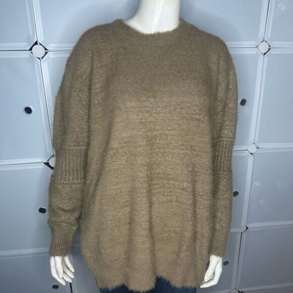 Boutique Super Soft Tan Crew Neck Sweater With Shimmering Gold Detail - Picture 8 of 10